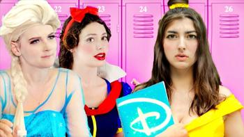 Disney Princess Last Day Of School! 