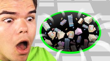 I BEAT The WHOLE WORLD In HOLE.IO! 