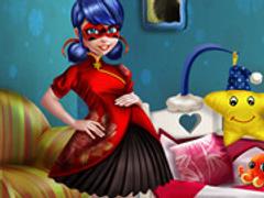 Ladybug Maternity Deco